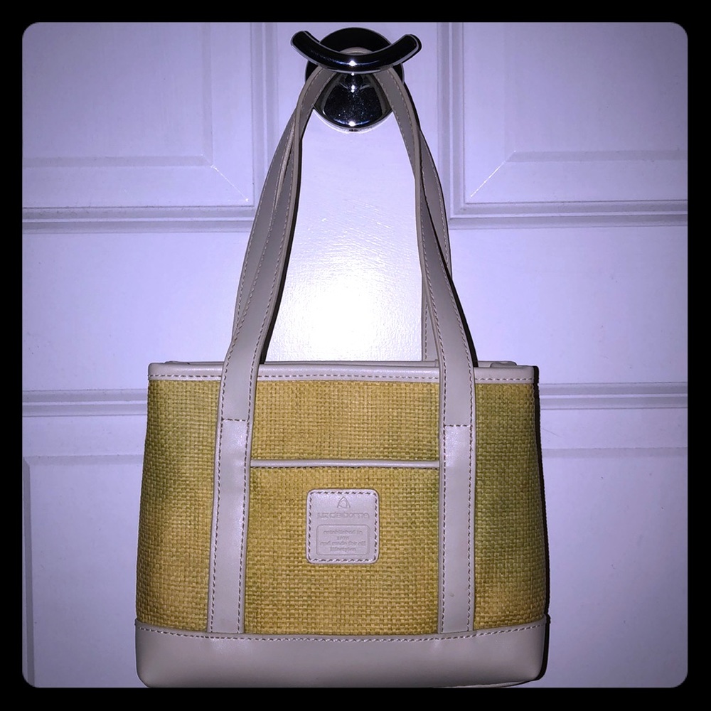 Liz Claiborne Purse 👜
